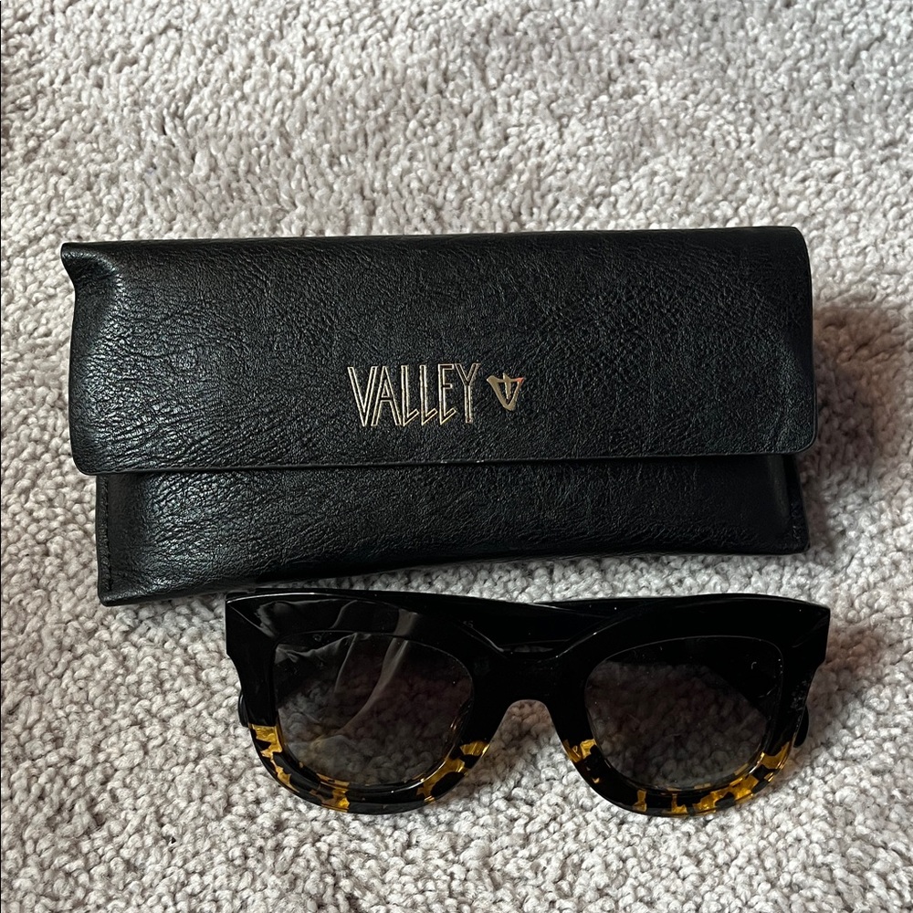 Valley Eyewear Black and Tan Sunglasses